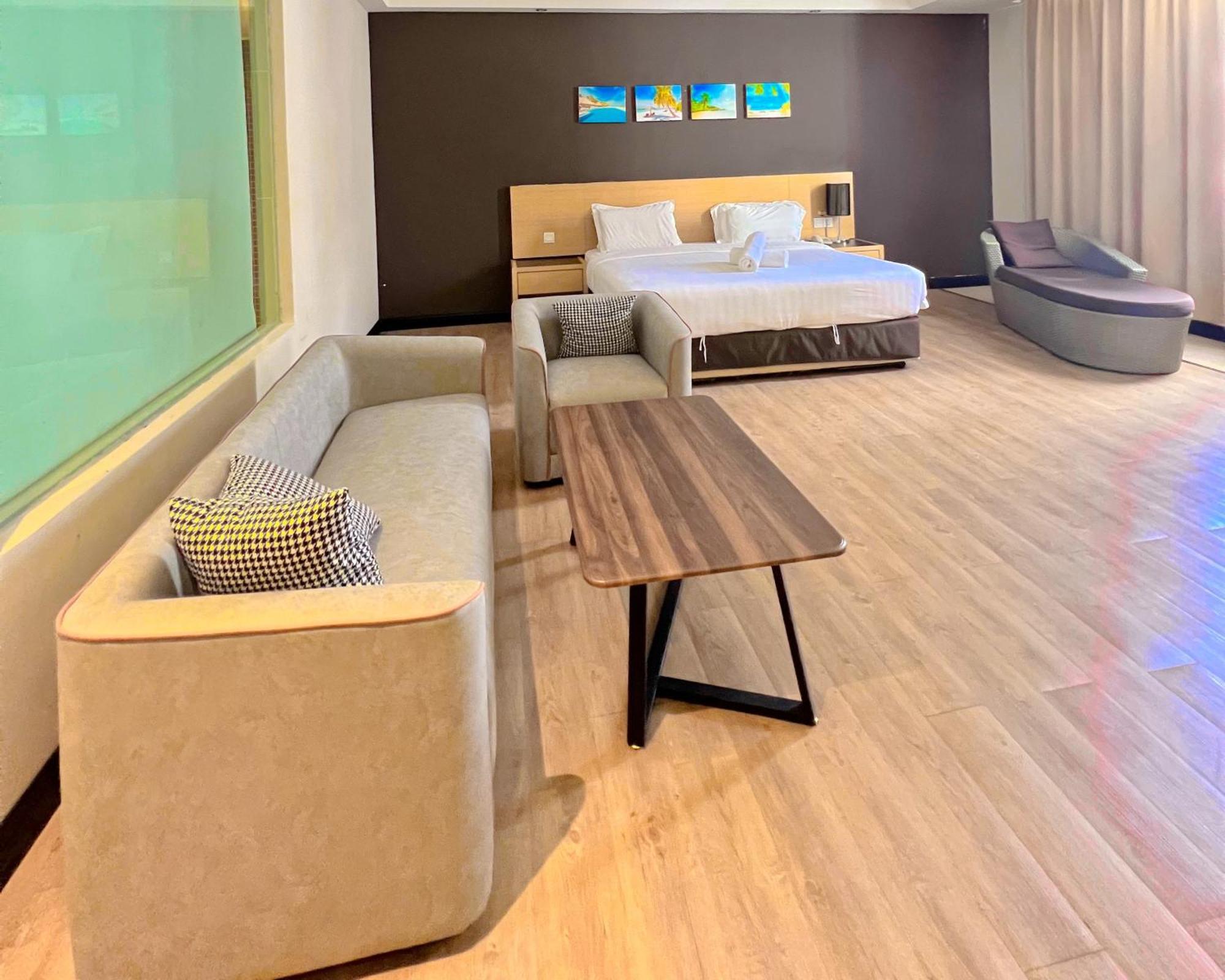 Hotel Langkasuka Langkawi Kuah Zewnętrze zdjęcie